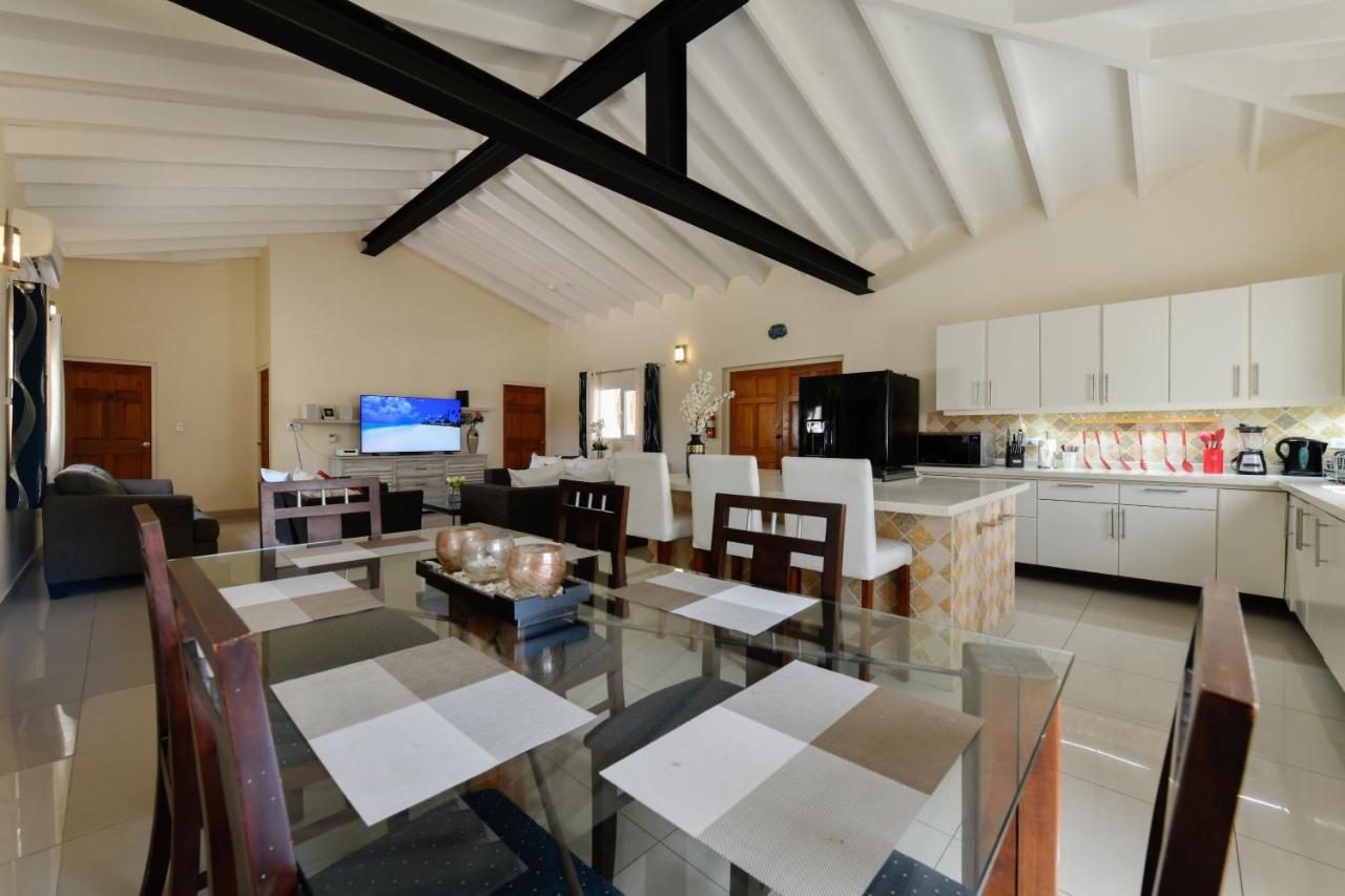 Villa Swiss Paradise With Private Pool 棕榈滩 外观 照片