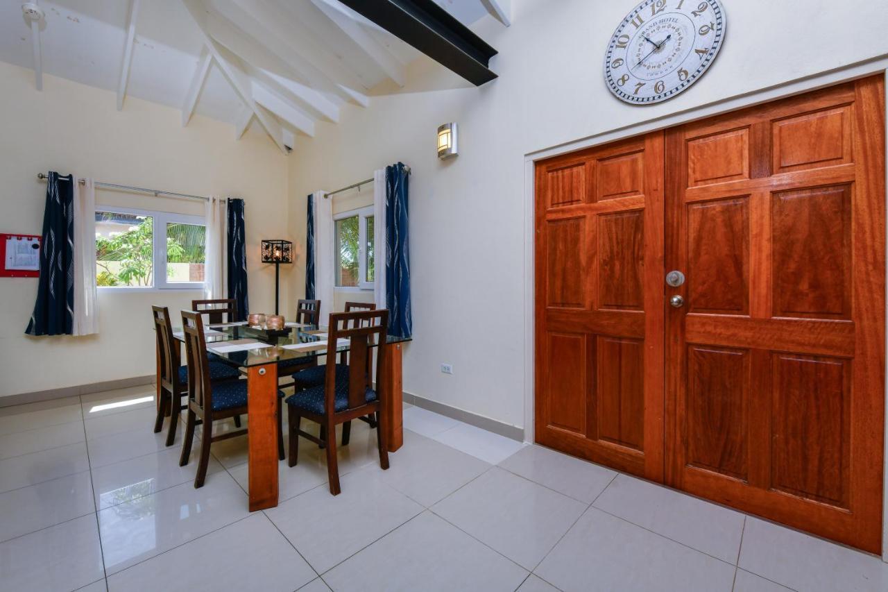 Villa Swiss Paradise With Private Pool 棕榈滩 外观 照片