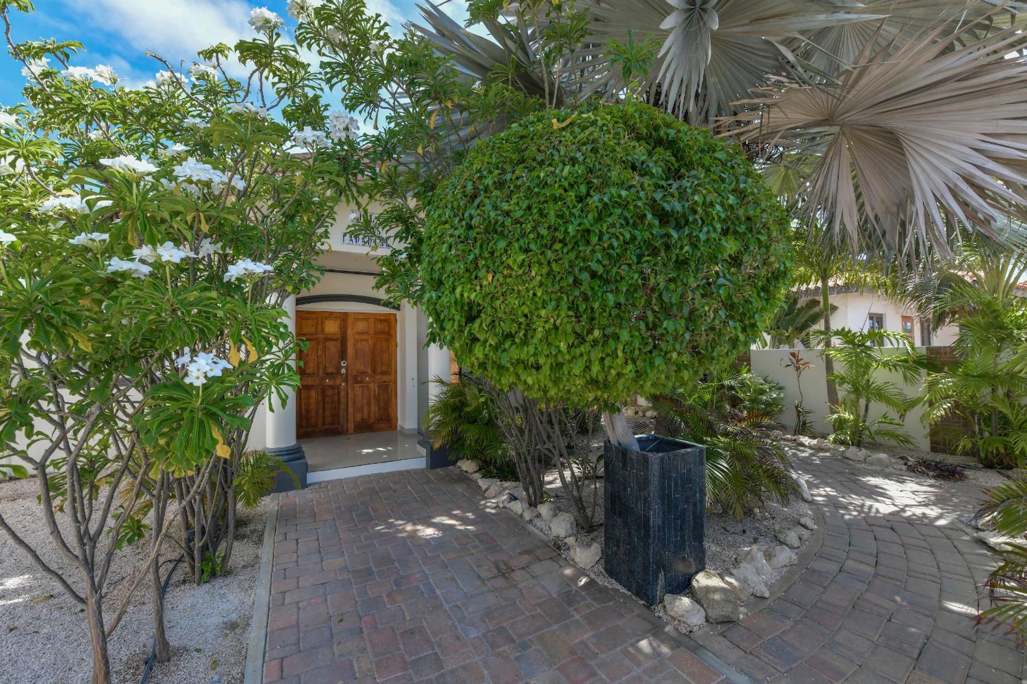 Villa Swiss Paradise With Private Pool 棕榈滩 外观 照片